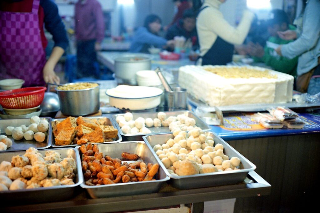 Must-Try Street Foods for Solo Travelers